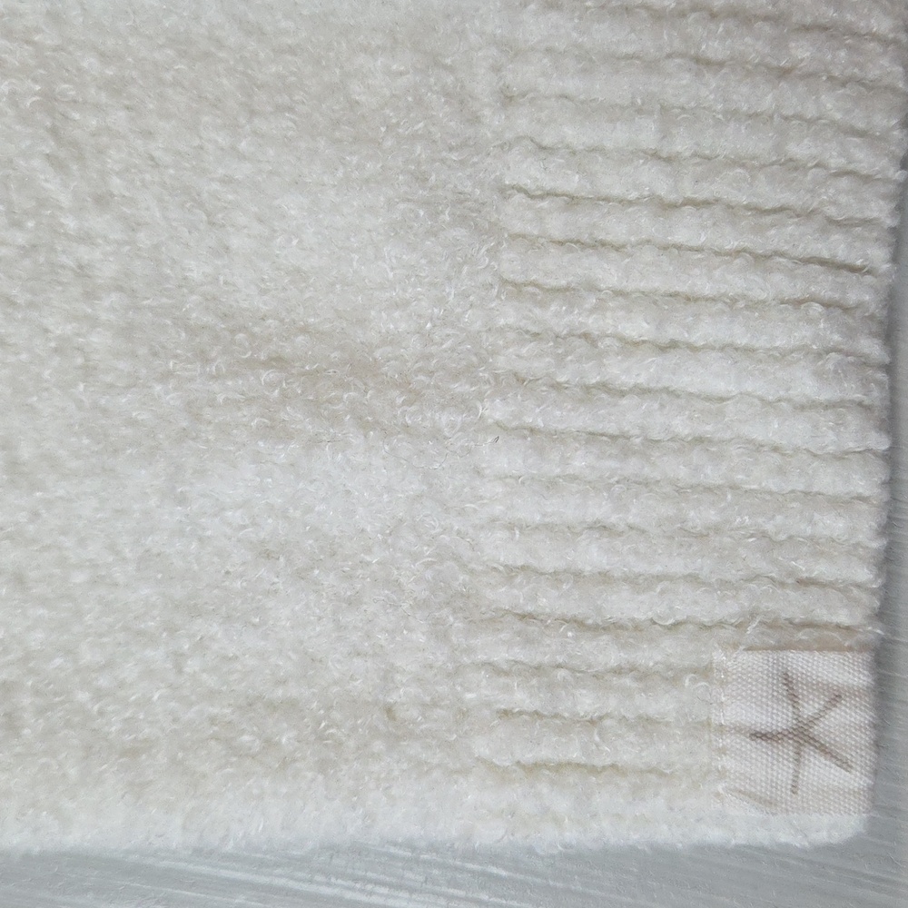 Barefoot Dreams CozyChic Lite Cable Button Cardigan - Picture 7 of 10